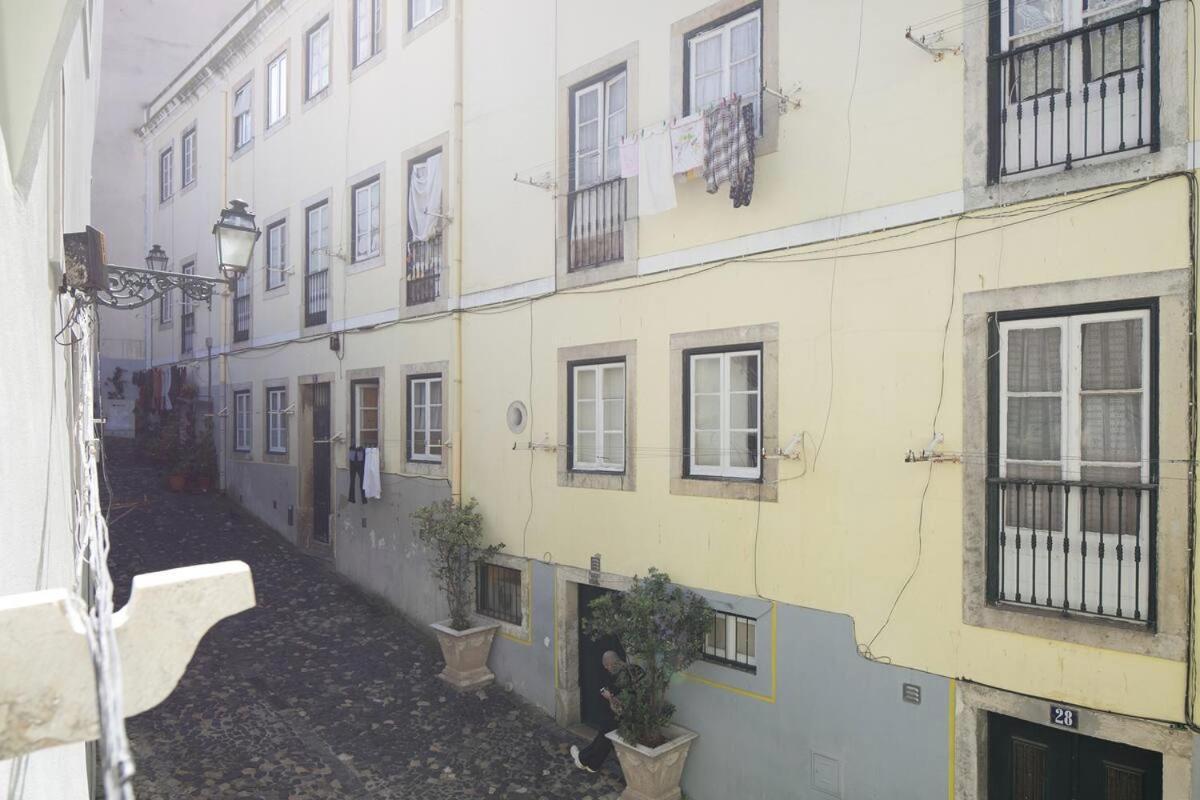Central Lisbon Cozy & Near The Subway Apartment ภายนอก รูปภาพ