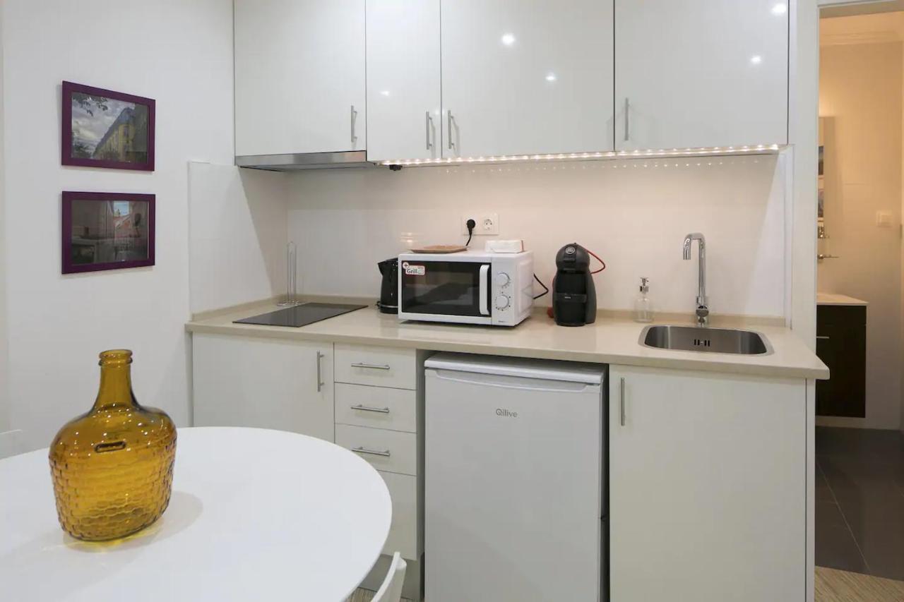 Central Lisbon Cozy & Near The Subway Apartment ภายนอก รูปภาพ